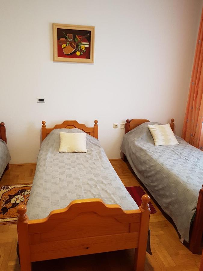 Prenociste Klas Pleternica Habitación foto