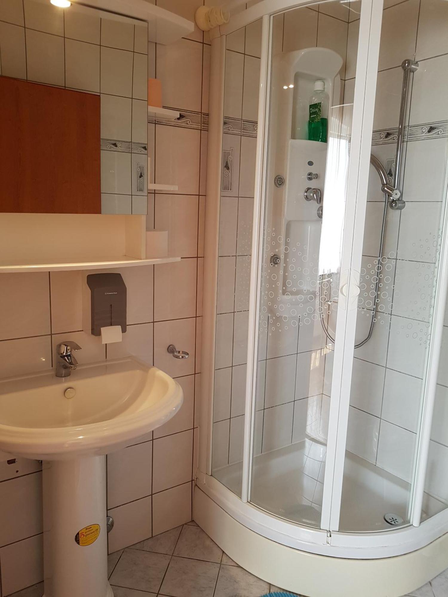 Prenociste Klas Pleternica Habitación foto
